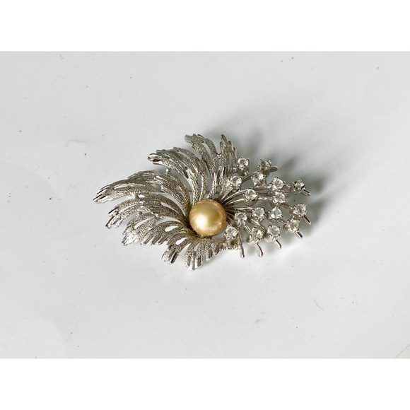Vintage Rhodium Plated Golden South Sea Pearl CZ Diamond Brooch. Trombone Clasp - Picture 5 of 7